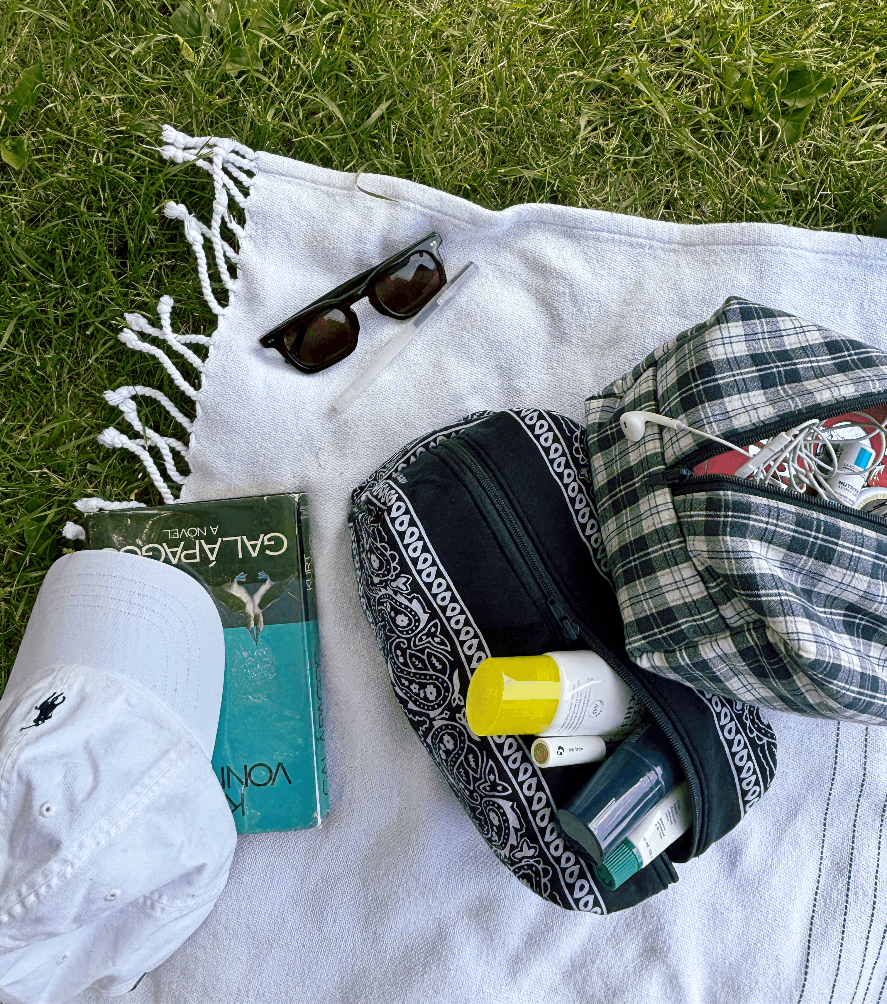 Weekender Pouch